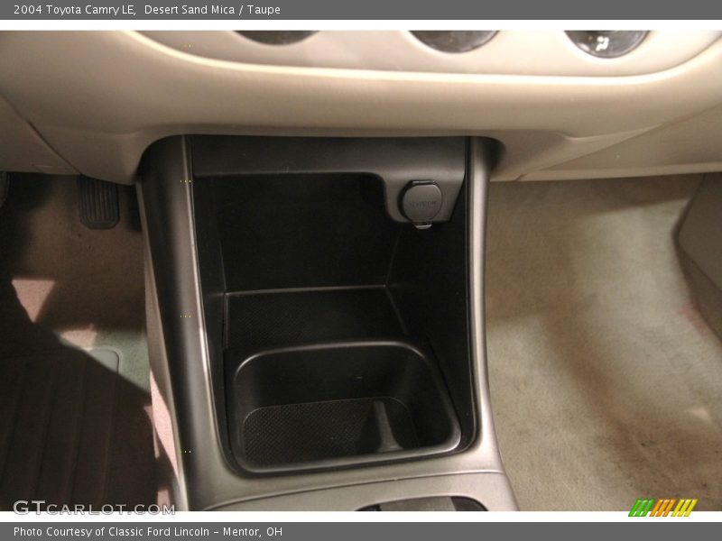 Desert Sand Mica / Taupe 2004 Toyota Camry LE