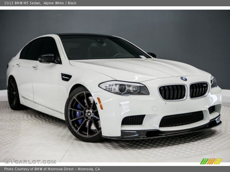 Alpine White / Black 2013 BMW M5 Sedan