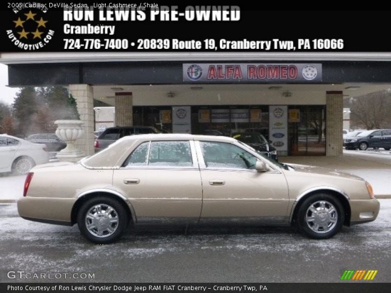 Light Cashmere / Shale 2005 Cadillac DeVille Sedan