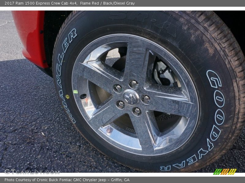 Flame Red / Black/Diesel Gray 2017 Ram 1500 Express Crew Cab 4x4