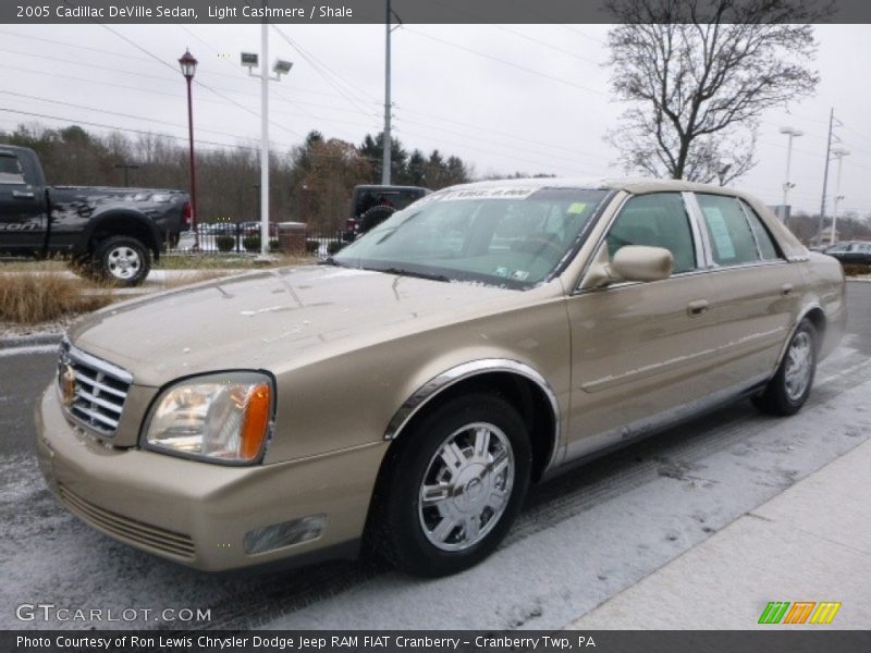 Light Cashmere / Shale 2005 Cadillac DeVille Sedan