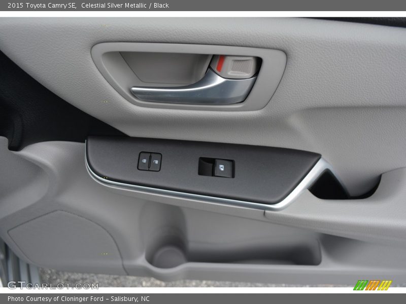Celestial Silver Metallic / Black 2015 Toyota Camry SE