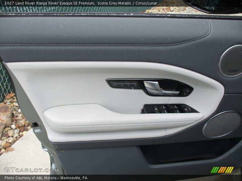 Door Panel of 2017 Range Rover Evoque SE Premium