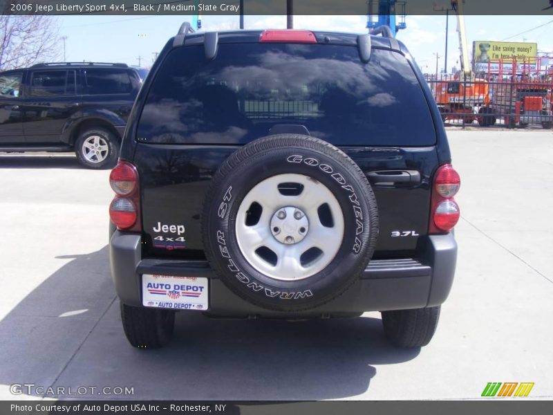 Black / Medium Slate Gray 2006 Jeep Liberty Sport 4x4