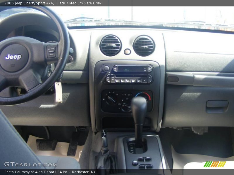Black / Medium Slate Gray 2006 Jeep Liberty Sport 4x4