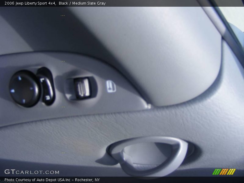 Black / Medium Slate Gray 2006 Jeep Liberty Sport 4x4