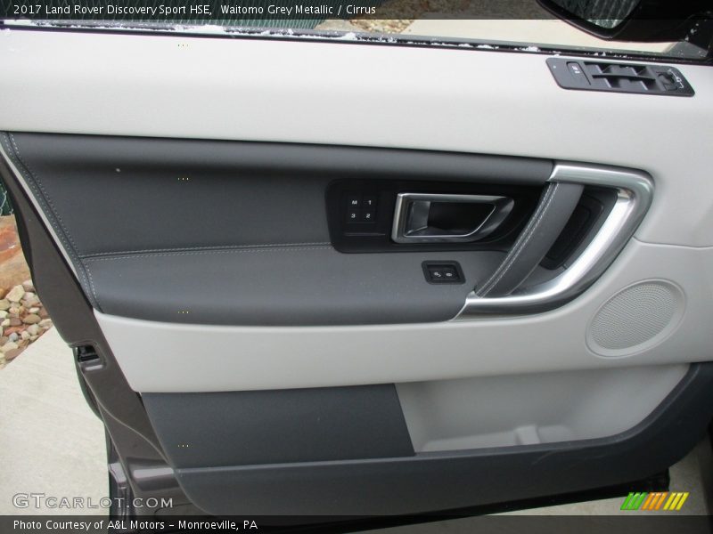 Waitomo Grey Metallic / Cirrus 2017 Land Rover Discovery Sport HSE
