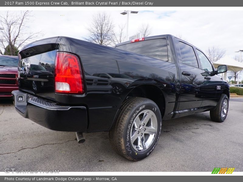 Brilliant Black Crystal Pearl / Black/Diesel Gray 2017 Ram 1500 Express Crew Cab