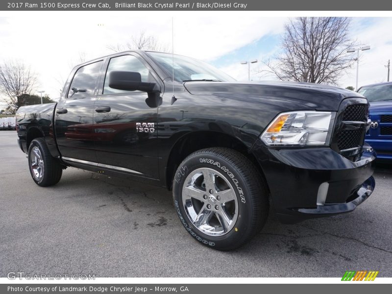 Brilliant Black Crystal Pearl / Black/Diesel Gray 2017 Ram 1500 Express Crew Cab
