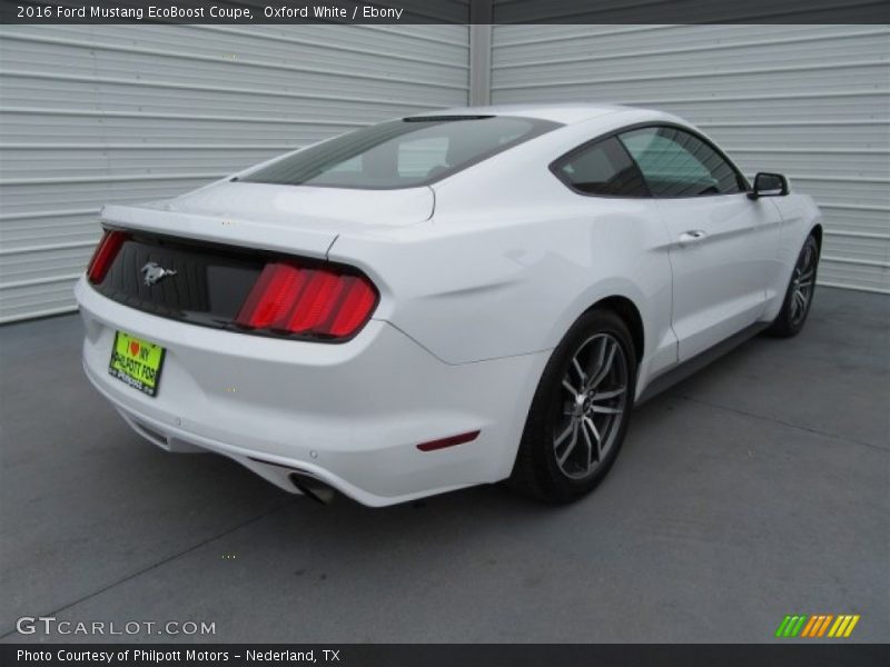 Oxford White / Ebony 2016 Ford Mustang EcoBoost Coupe