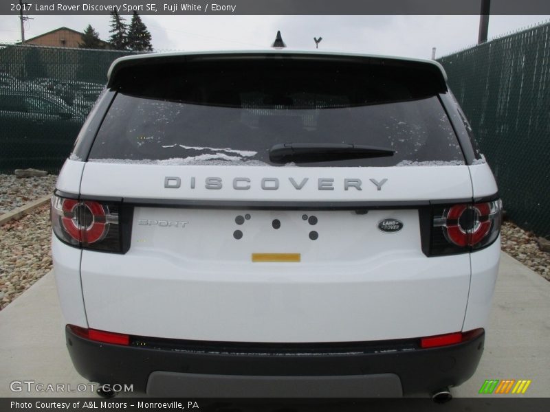 Fuji White / Ebony 2017 Land Rover Discovery Sport SE