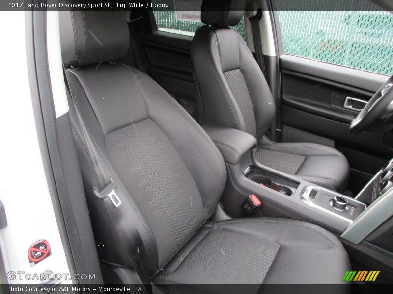 Fuji White / Ebony 2017 Land Rover Discovery Sport SE