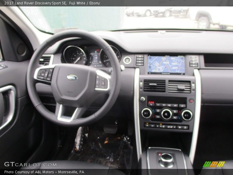 Fuji White / Ebony 2017 Land Rover Discovery Sport SE