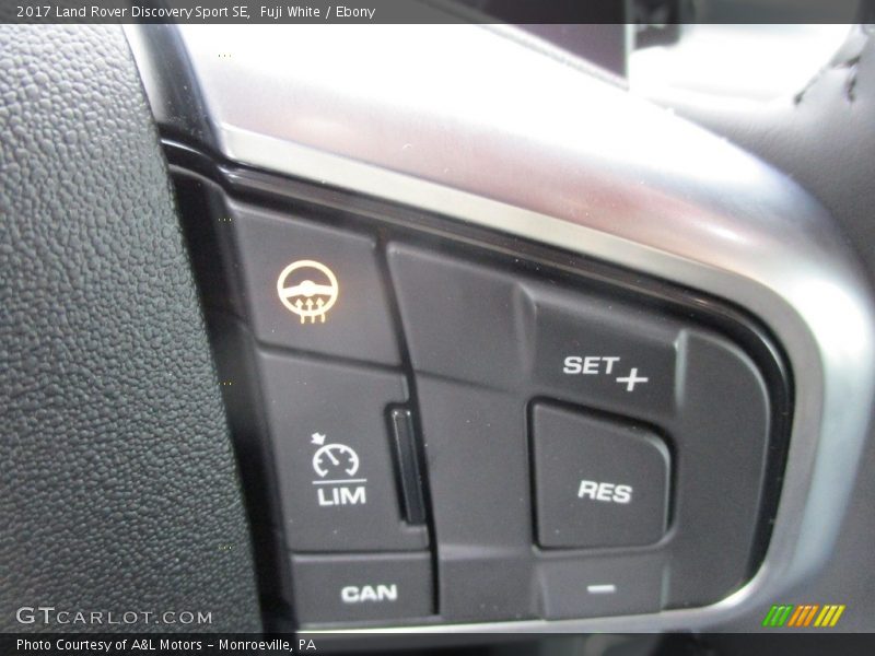 Fuji White / Ebony 2017 Land Rover Discovery Sport SE