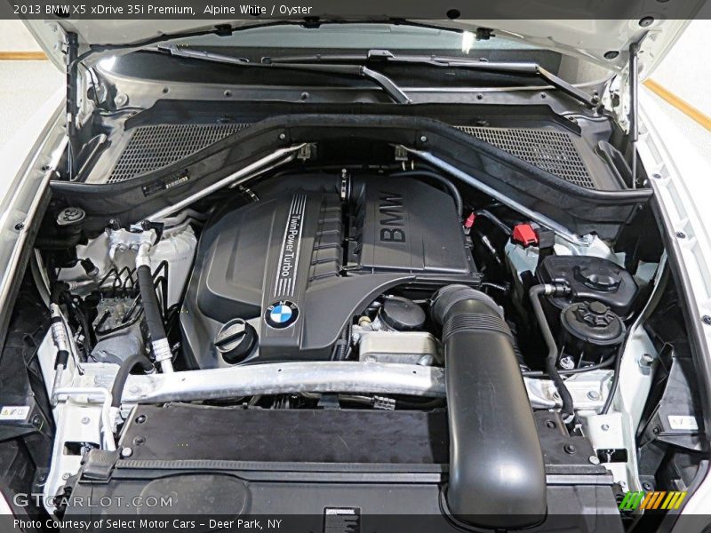 Alpine White / Oyster 2013 BMW X5 xDrive 35i Premium