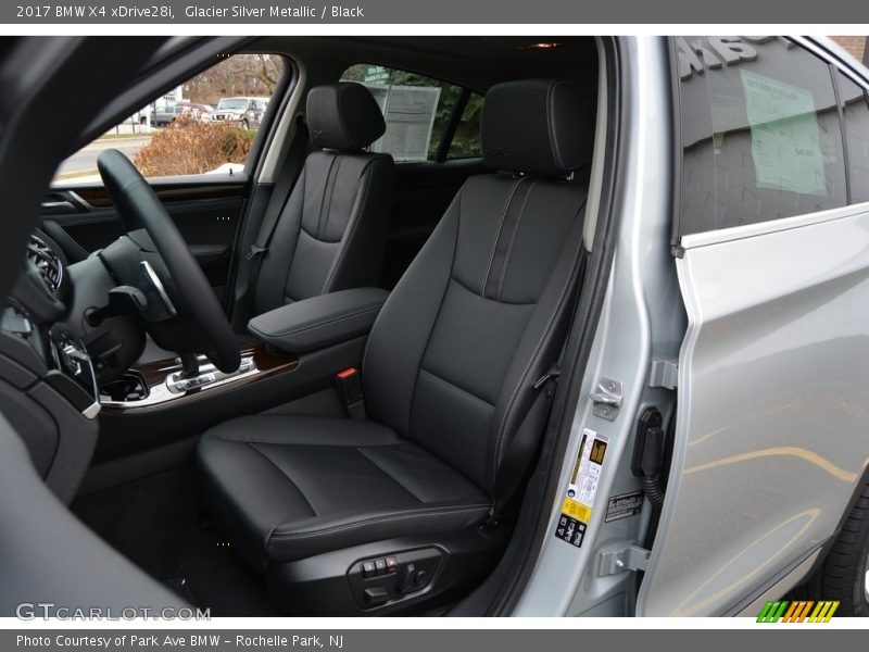 Front Seat of 2017 X4 xDrive28i