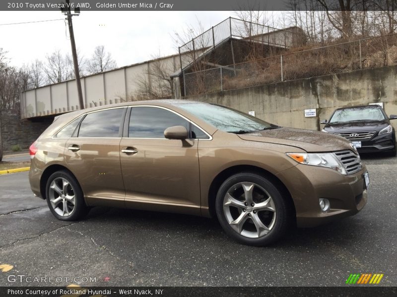 Golden Umber Mica / Gray 2010 Toyota Venza V6 AWD