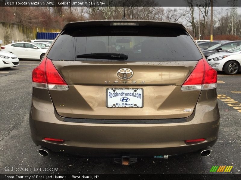 Golden Umber Mica / Gray 2010 Toyota Venza V6 AWD