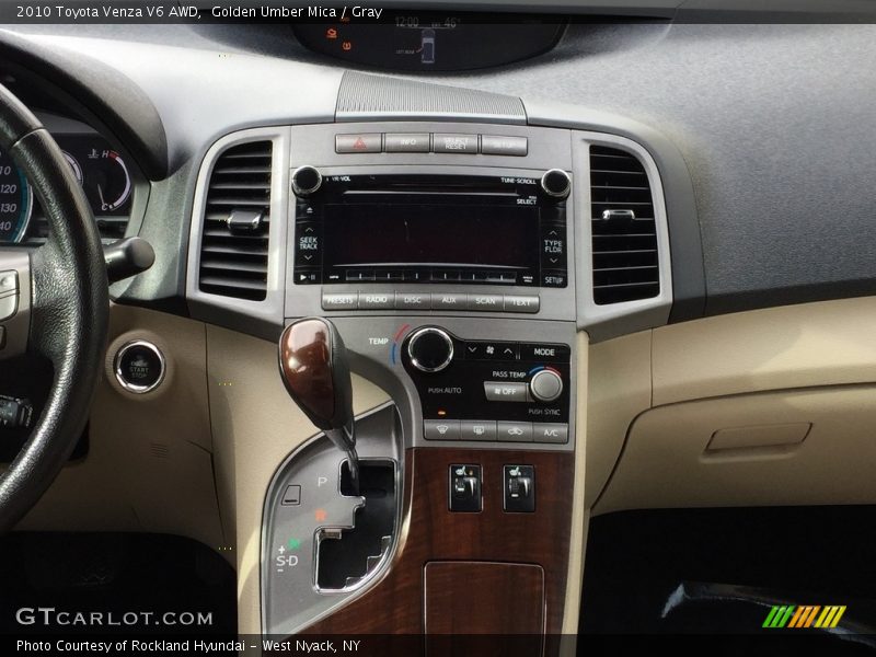 Golden Umber Mica / Gray 2010 Toyota Venza V6 AWD
