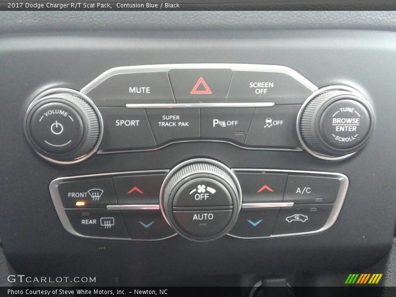 Controls of 2017 Charger R/T Scat Pack