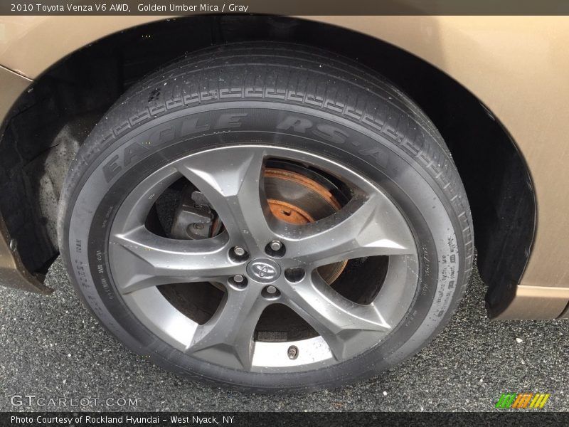 Golden Umber Mica / Gray 2010 Toyota Venza V6 AWD