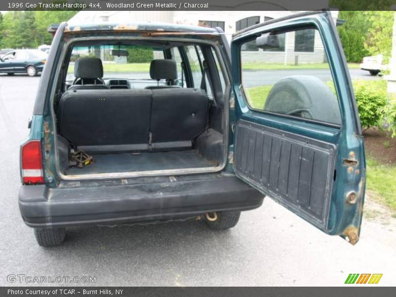  1996 Tracker Hardtop 4x4 Trunk