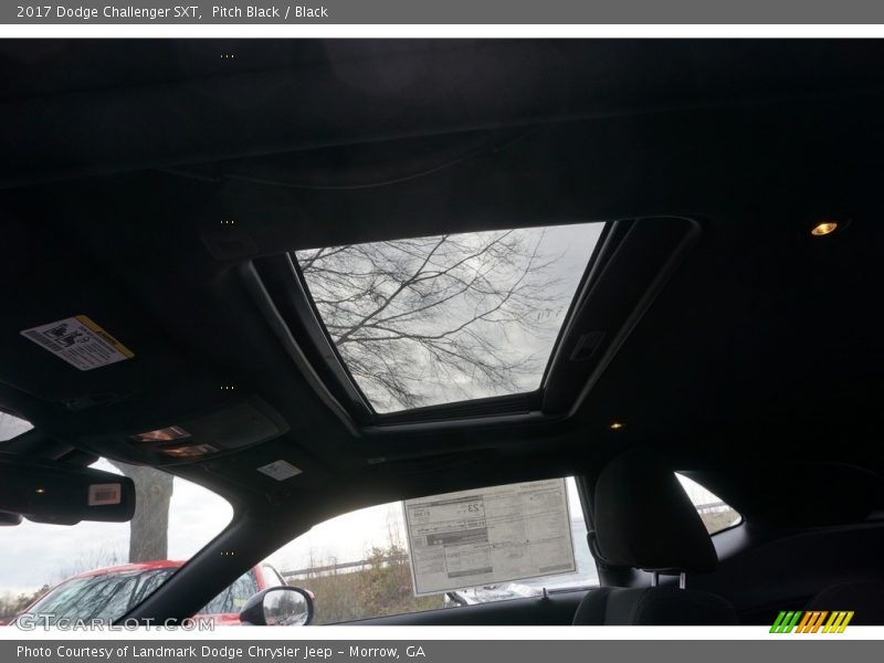 Pitch Black / Black 2017 Dodge Challenger SXT