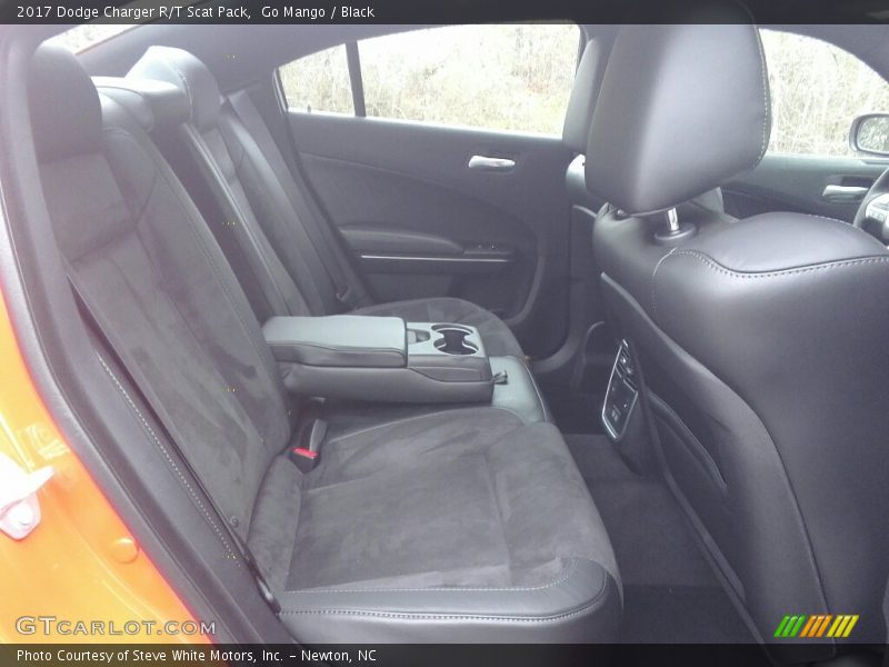 Go Mango / Black 2017 Dodge Charger R/T Scat Pack