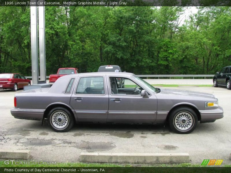 Medium Graphite Metallic / Light Gray 1996 Lincoln Town Car Executive