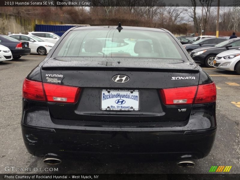 Ebony Black / Gray 2010 Hyundai Sonata SE V6