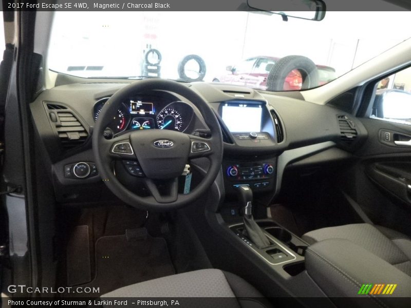 Magnetic / Charcoal Black 2017 Ford Escape SE 4WD