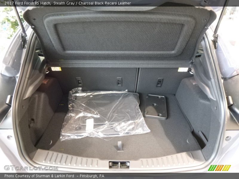 Stealth Gray / Charcoal Black Recaro Leather 2017 Ford Focus RS Hatch