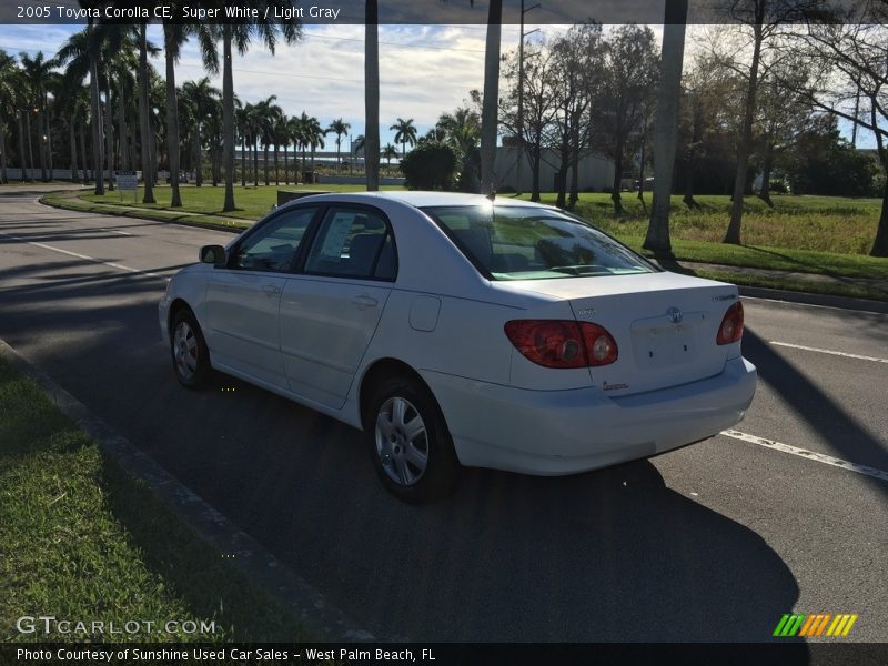 Super White / Light Gray 2005 Toyota Corolla CE