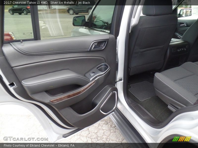 Silver Ice Metallic / Jet Black 2017 Chevrolet Tahoe LS 4WD