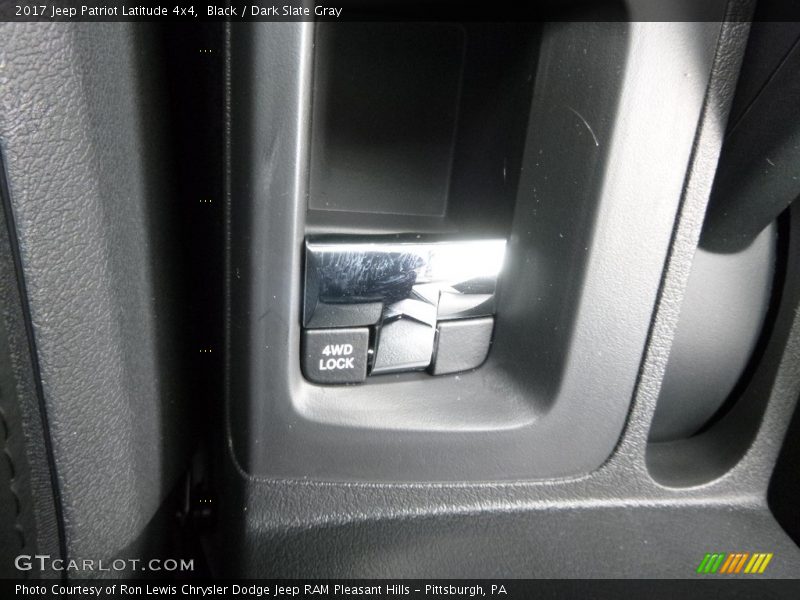 Black / Dark Slate Gray 2017 Jeep Patriot Latitude 4x4