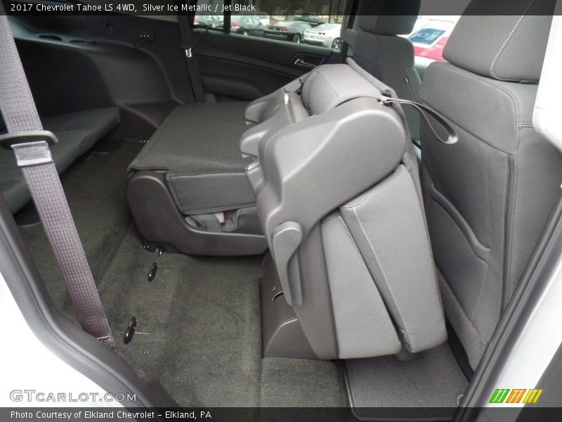 Silver Ice Metallic / Jet Black 2017 Chevrolet Tahoe LS 4WD