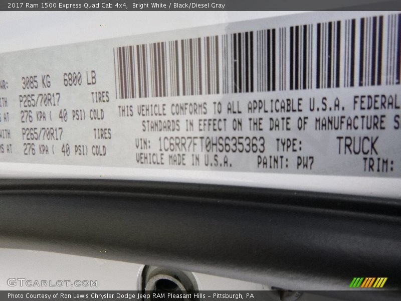 Bright White / Black/Diesel Gray 2017 Ram 1500 Express Quad Cab 4x4