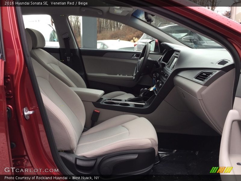 Venetian Red / Beige 2016 Hyundai Sonata SE