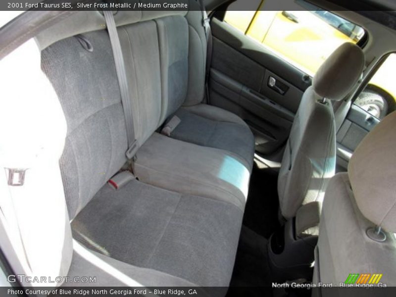 Silver Frost Metallic / Medium Graphite 2001 Ford Taurus SES