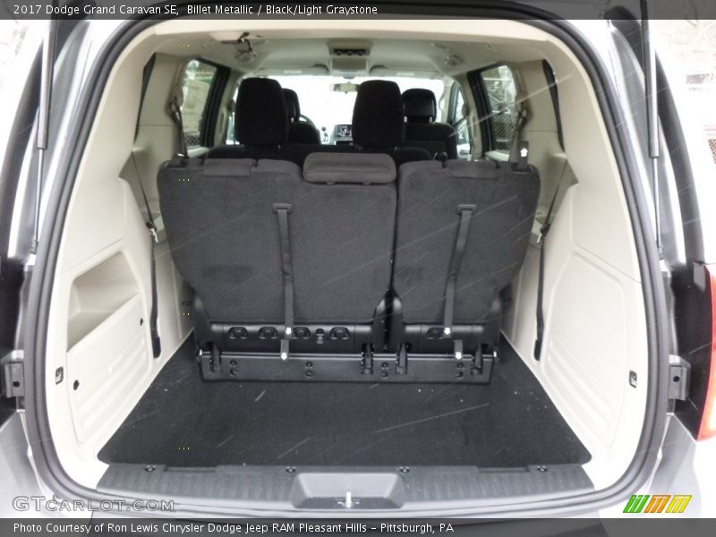 Billet Metallic / Black/Light Graystone 2017 Dodge Grand Caravan SE