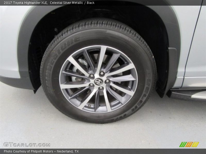  2017 Highlander XLE Wheel