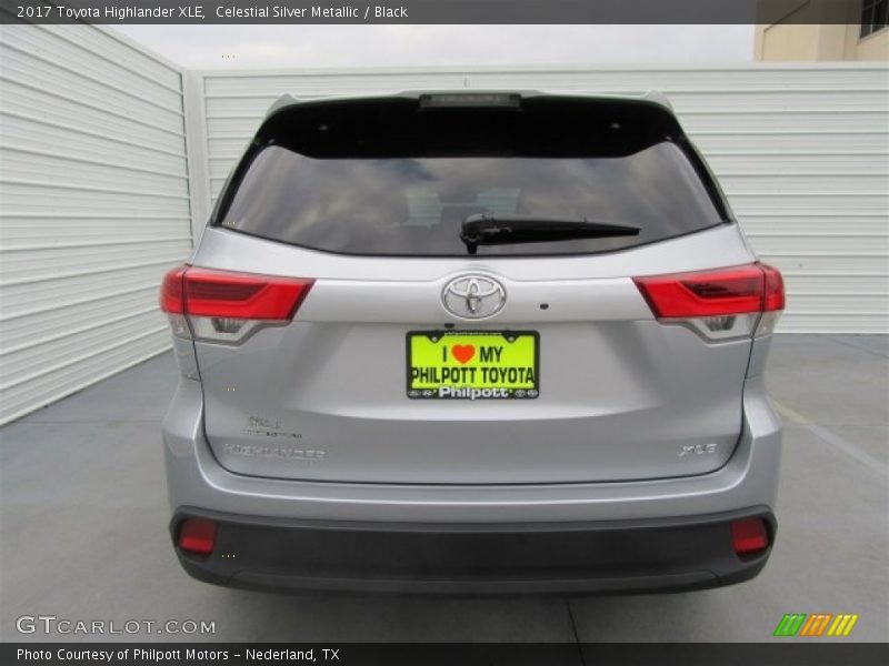 Celestial Silver Metallic / Black 2017 Toyota Highlander XLE
