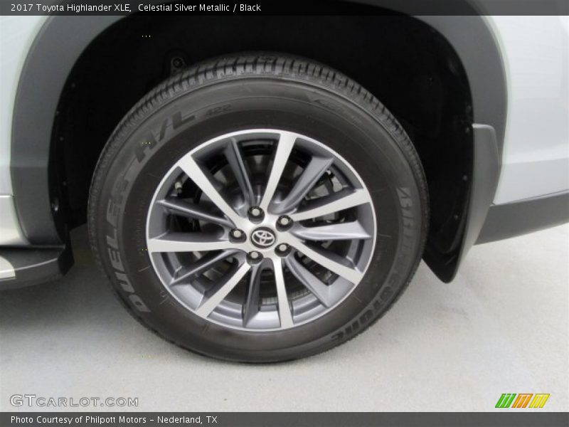 2017 Highlander XLE Wheel