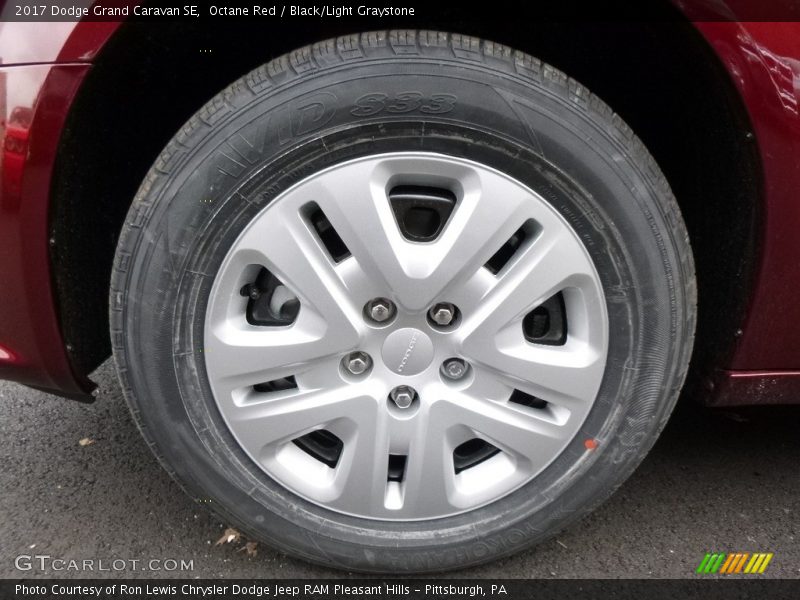 Octane Red / Black/Light Graystone 2017 Dodge Grand Caravan SE