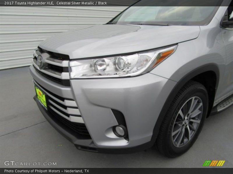 Celestial Silver Metallic / Black 2017 Toyota Highlander XLE