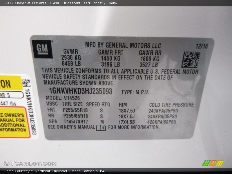 Iridescent Pearl Tricoat / Ebony 2017 Chevrolet Traverse LT AWD