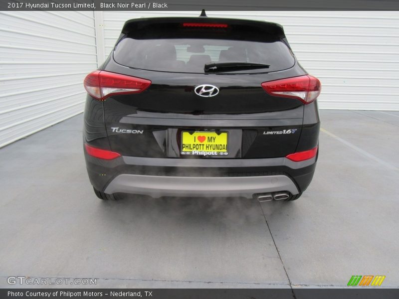Black Noir Pearl / Black 2017 Hyundai Tucson Limited