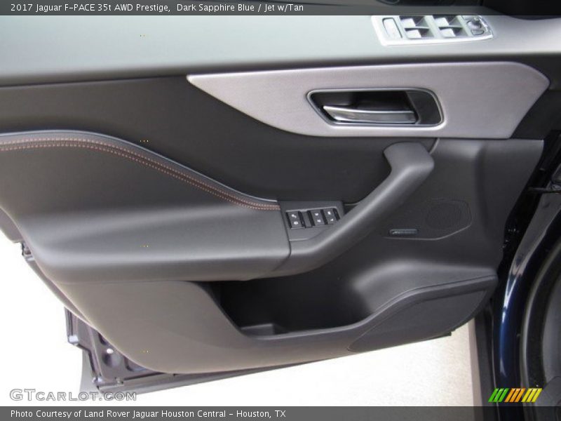 Door Panel of 2017 F-PACE 35t AWD Prestige