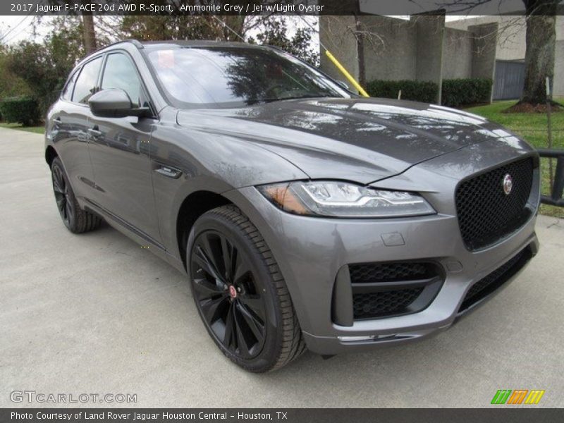 Front 3/4 View of 2017 F-PACE 20d AWD R-Sport