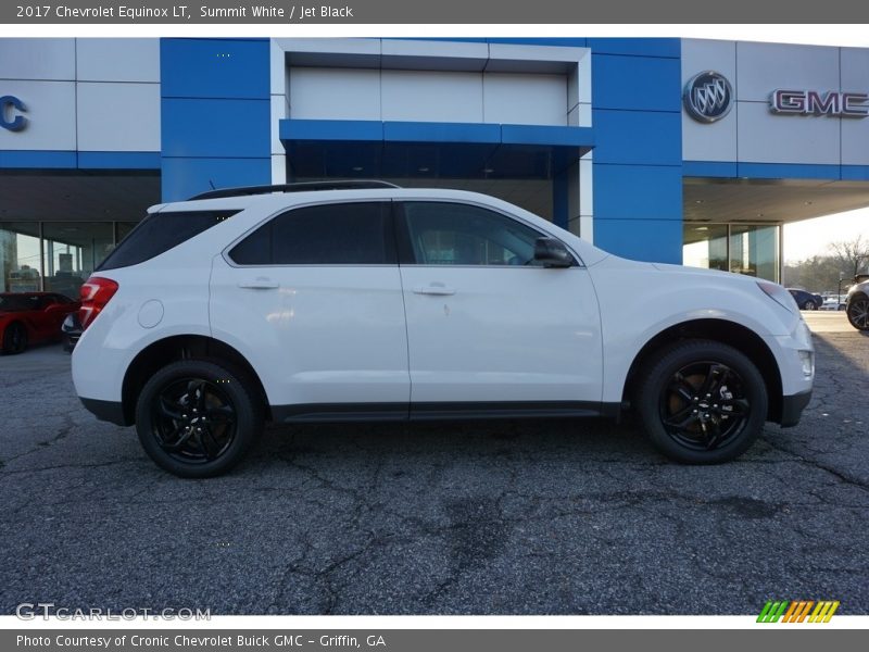 Summit White / Jet Black 2017 Chevrolet Equinox LT